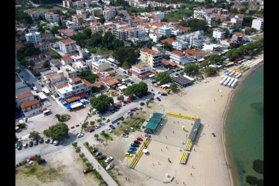 Apartment By The Beach Néoi Epivátai Exterior foto